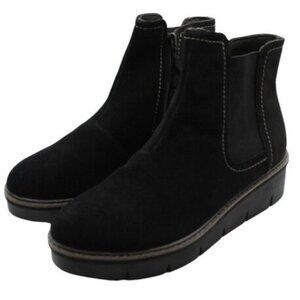 Clarks Airabell Move Chelsea Booties